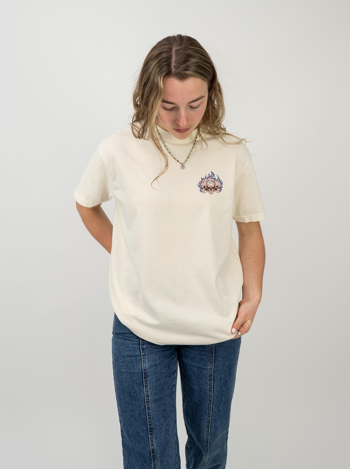 GAINESVILLE FOOTBALL - “3 SKULL” PREMIUM T-SHIRT product image 11